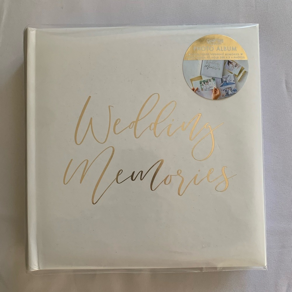 White and Gold Wedding‎ Memories  Photo Album 200 4x6